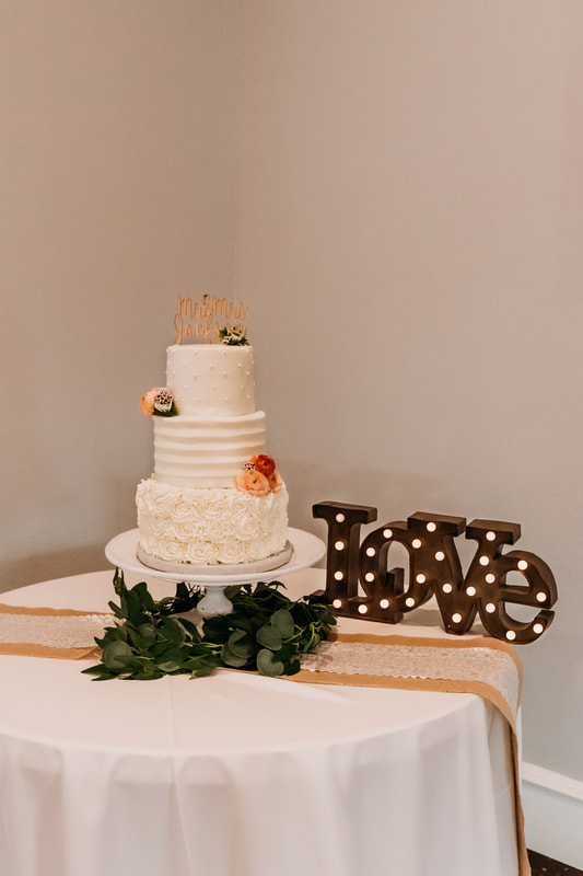 elegant wedding reception cake