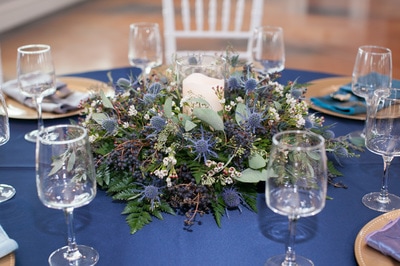 romantic table decor, florals and candle